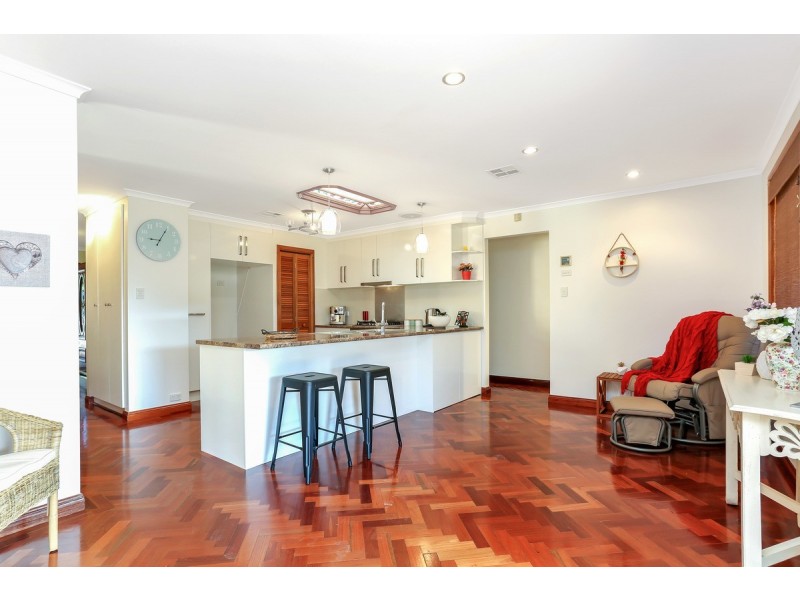 25 Ingham Way, Salisbury Heights SA 5109