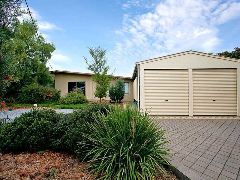 169 Brougham Dr, Valley View SA 5093