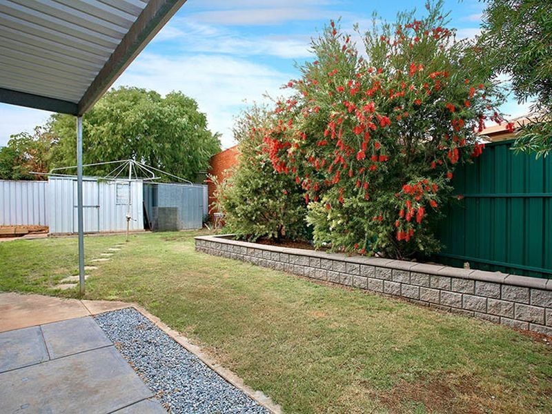 169 Brougham Dr, Valley View SA 5093