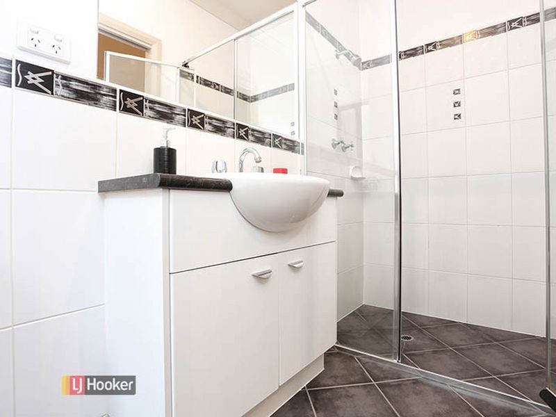 14 Maple Circuit, Mawson Lakes SA 5095