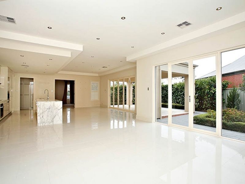 9 Dutton Ave, Mawson Lakes SA 5095