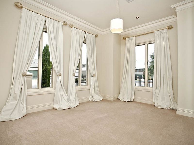 9 Dutton Ave, Mawson Lakes SA 5095