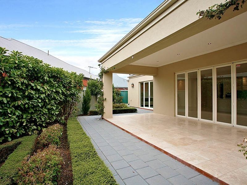 9 Dutton Ave, Mawson Lakes SA 5095