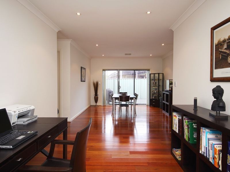 11 Innes Circuit, Mawson Lakes SA 5095