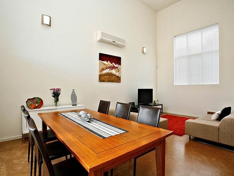 2 Shipsters Lane, Mawson Lakes SA 5095