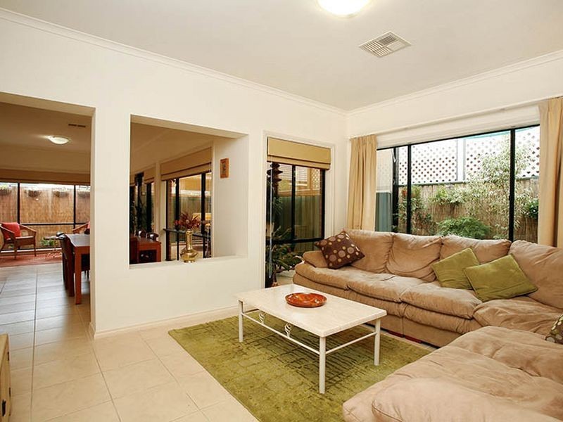 5 Brownhill Lane, Mawson Lakes SA 5095