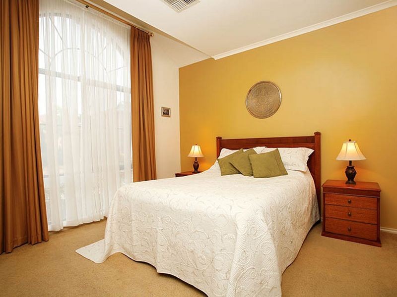 5 Brownhill Lane, Mawson Lakes SA 5095