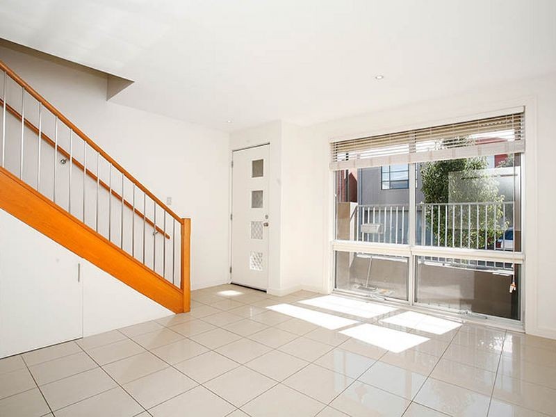 8 Junction St, Mawson Lakes SA 5095