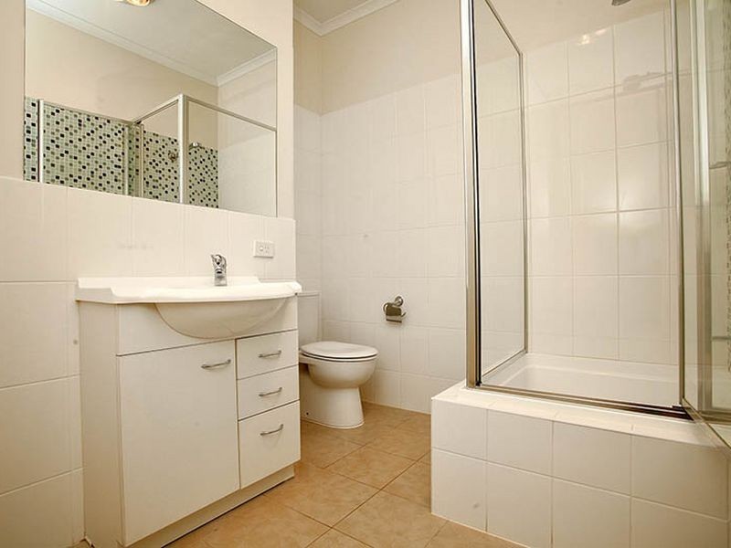 8 Junction St, Mawson Lakes SA 5095