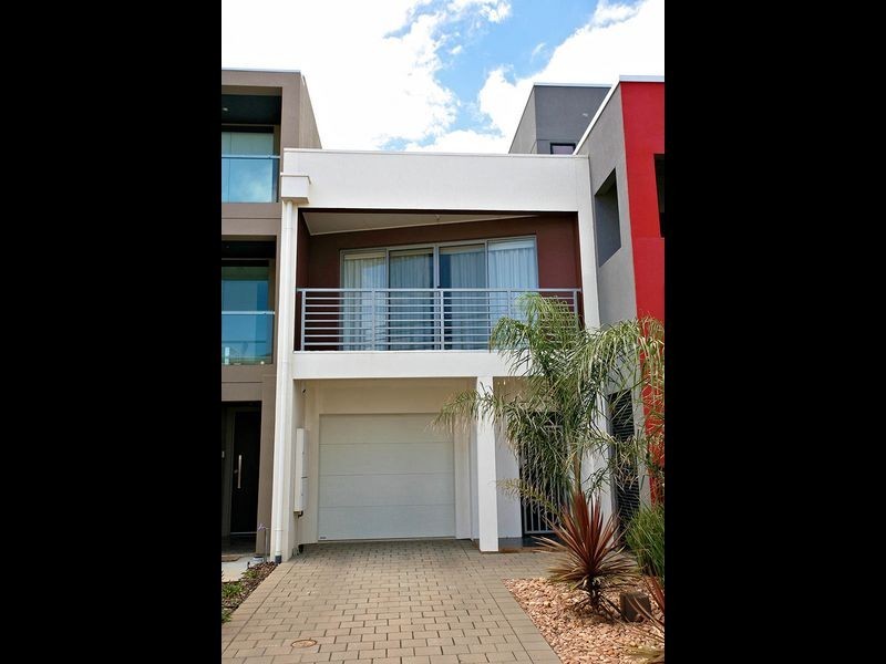 13 Santorini Walk, Mawson Lakes SA 5095