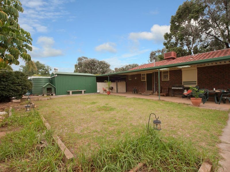 10 Newbury Cres, Paralowie SA 5108