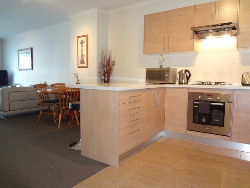 7/23-25 Metro Parade, Mawson Lakes SA 5095