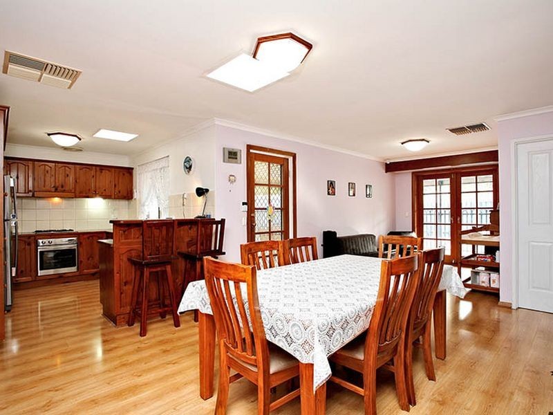 9 Linwood Cres, Parafield Gardens SA 5107