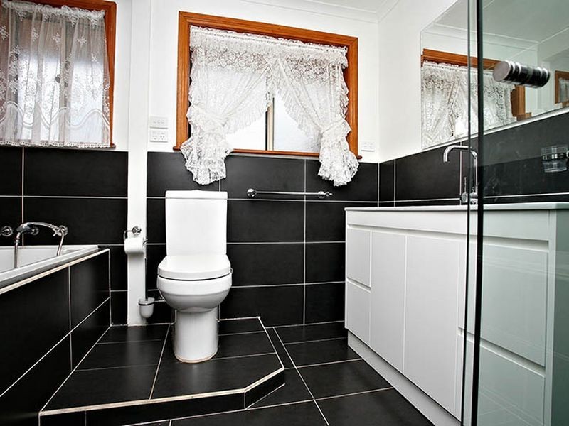 9 Linwood Cres, Parafield Gardens SA 5107