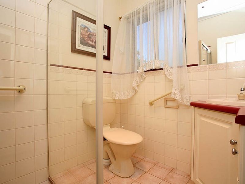 20 Hamilton Pl, Mawson Lakes SA 5095