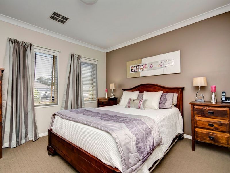 29 Avocet Dr, Mawson Lakes SA 5095