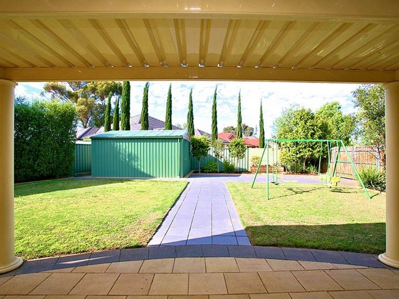 29 Avocet Dr, Mawson Lakes SA 5095