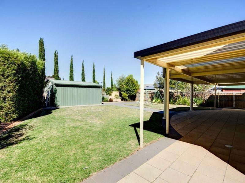 29 Avocet Dr, Mawson Lakes SA 5095