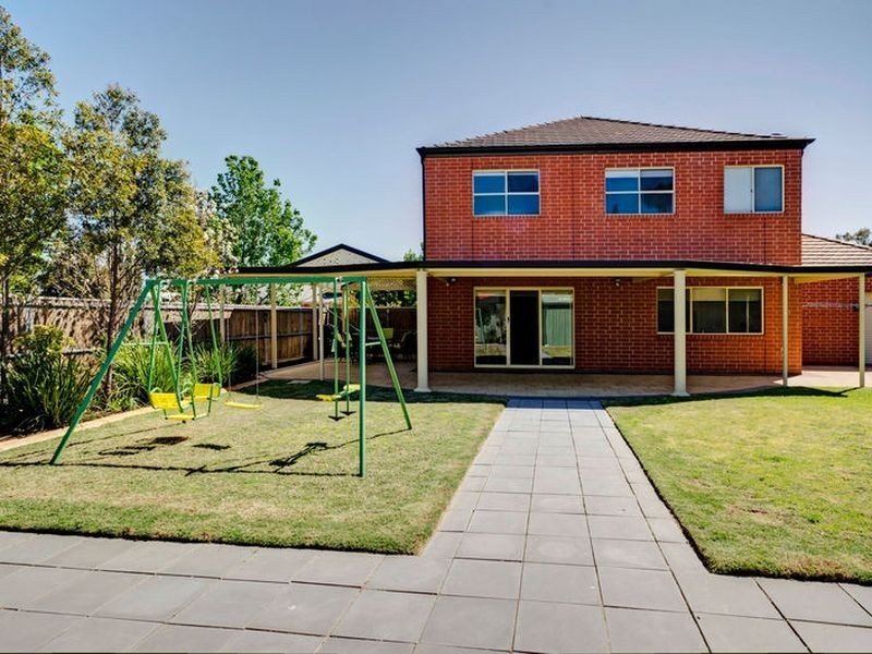 29 Avocet Dr, Mawson Lakes SA 5095