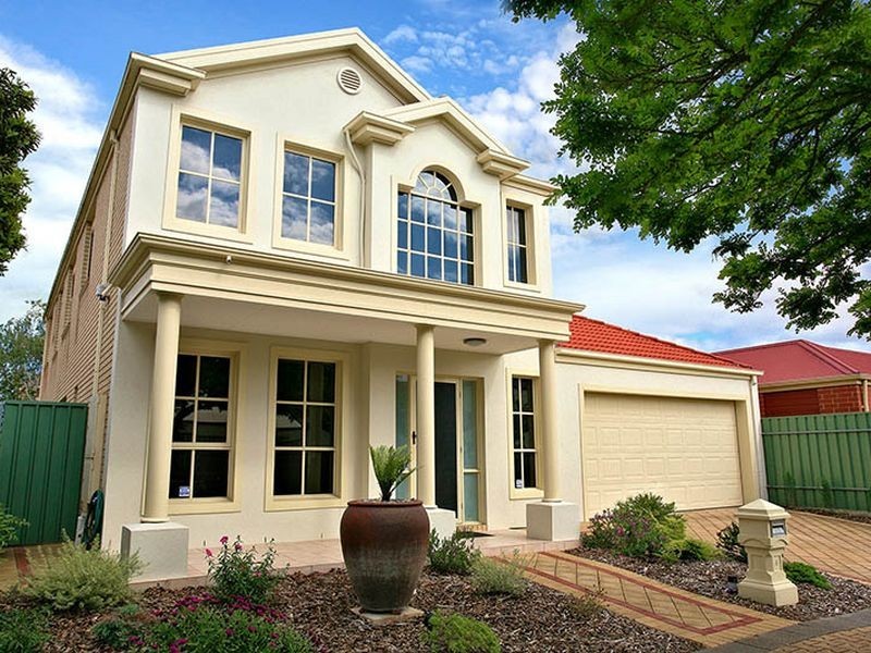 4 Tobin Ct, Mawson Lakes SA 5095