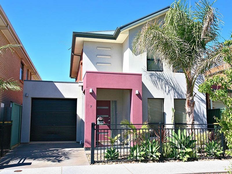 7 Reunion Lane, Mawson Lakes SA 5095