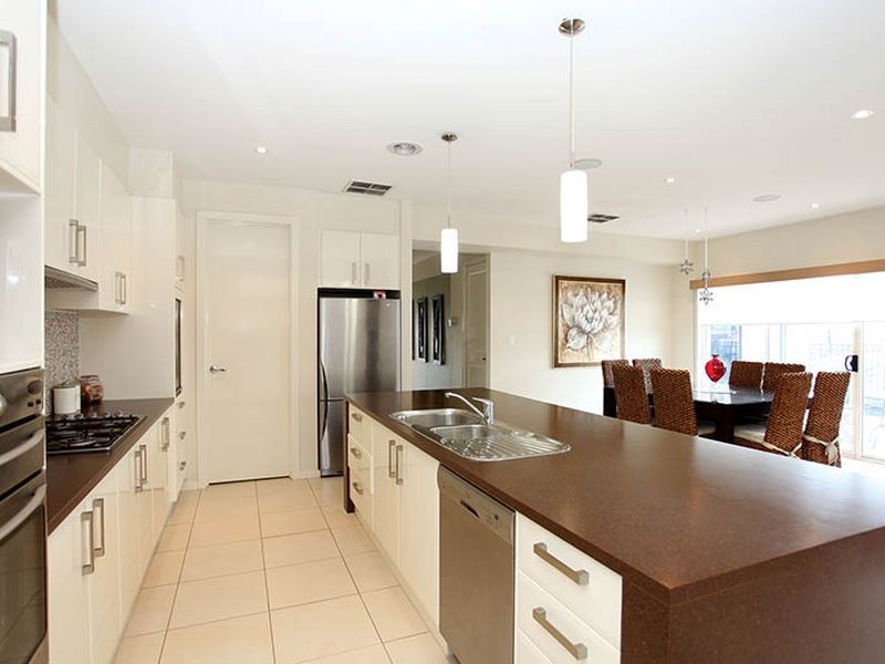 29 Shoalhaven Cct, Mawson Lakes SA 5095