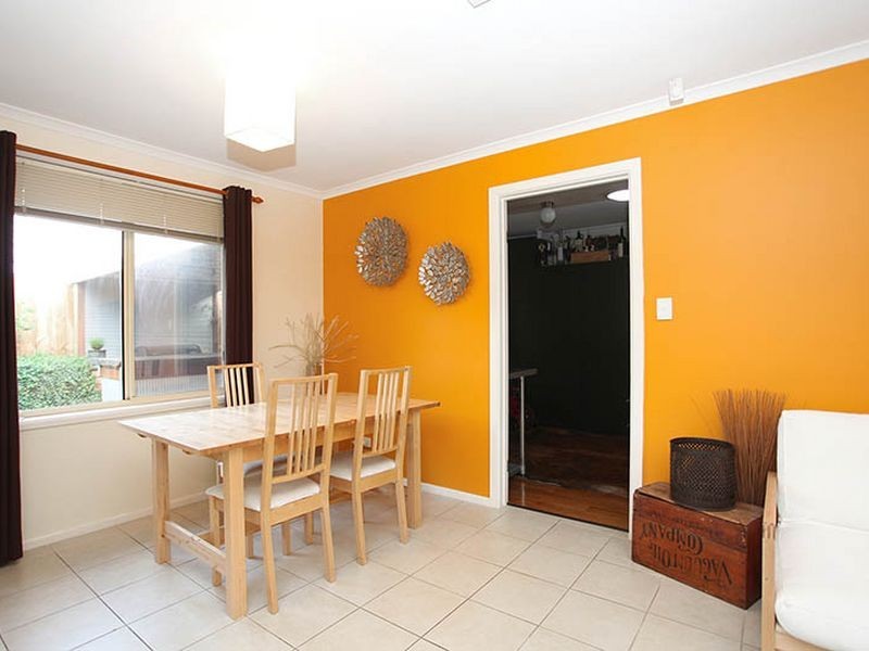 15 Blyth St, Clearview SA 5085