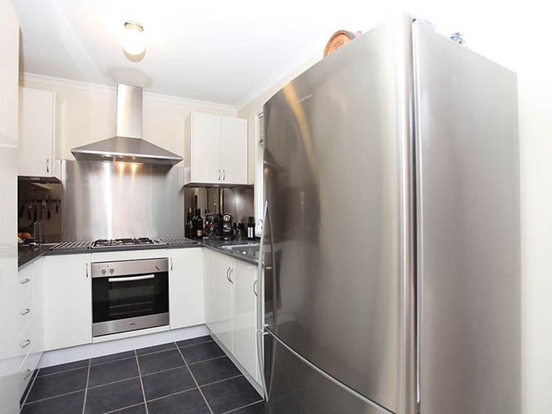 15 Blyth St, Clearview SA 5085