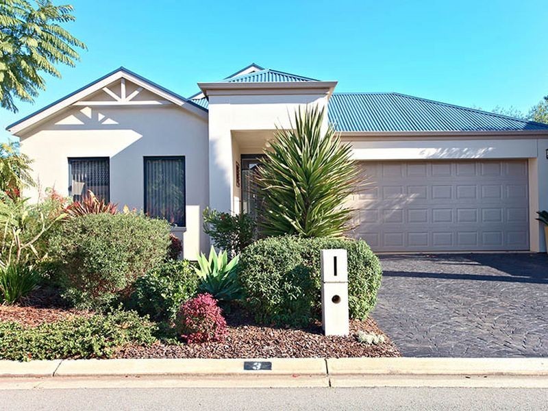 3 Maple Cct, Mawson Lakes SA 5095