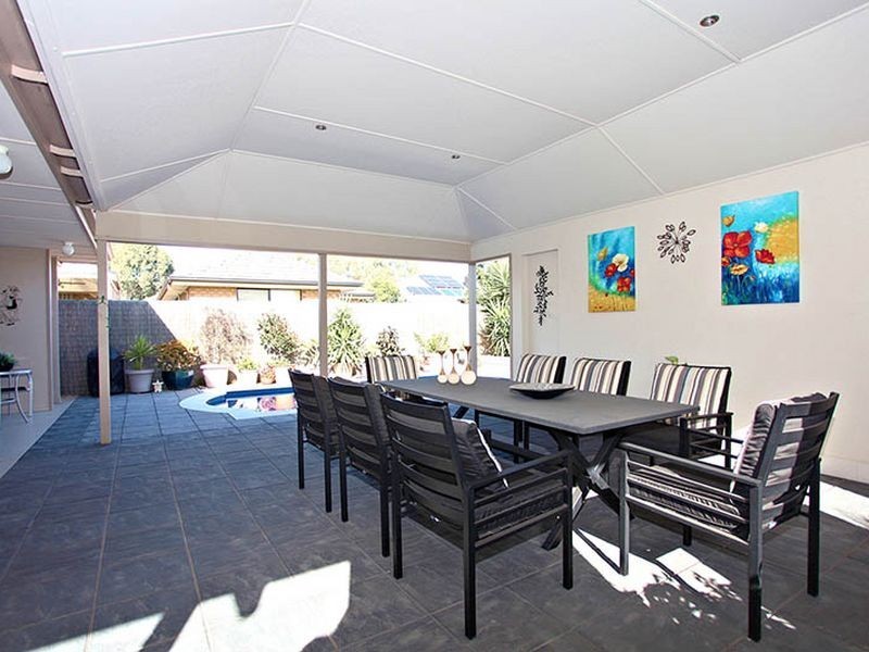 3 Maple Cct, Mawson Lakes SA 5095