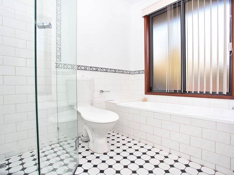 7 Darwin Ct, Salisbury Heights SA 5109