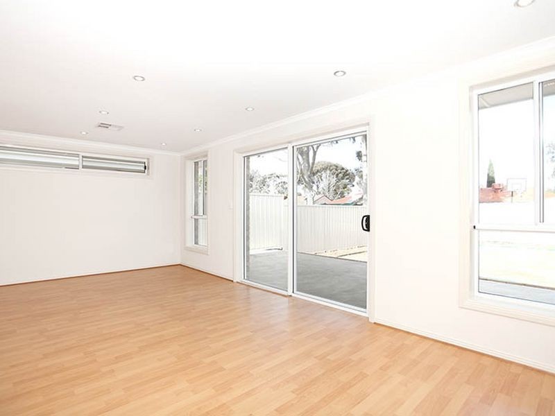 12B Halifax Ave, Parafield Gardens SA 5107