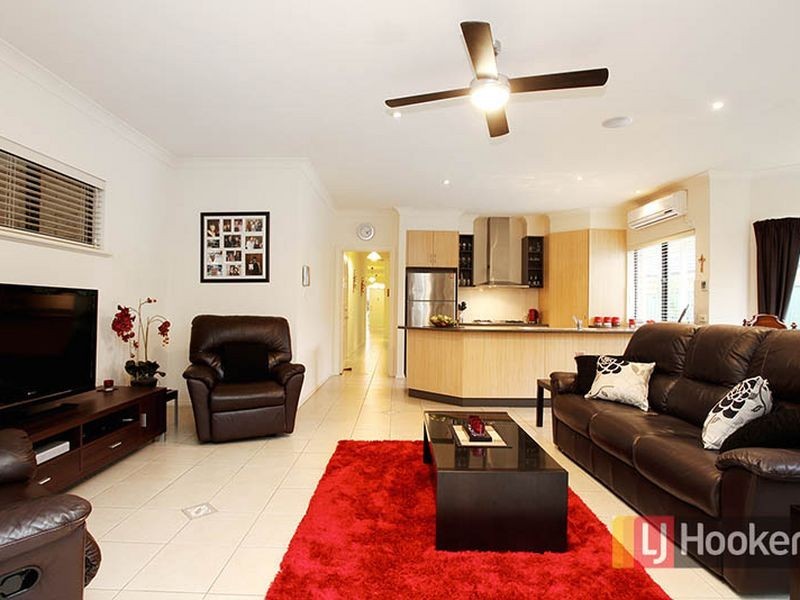 182 Sanctuary Dr, Mawson Lakes SA 5095