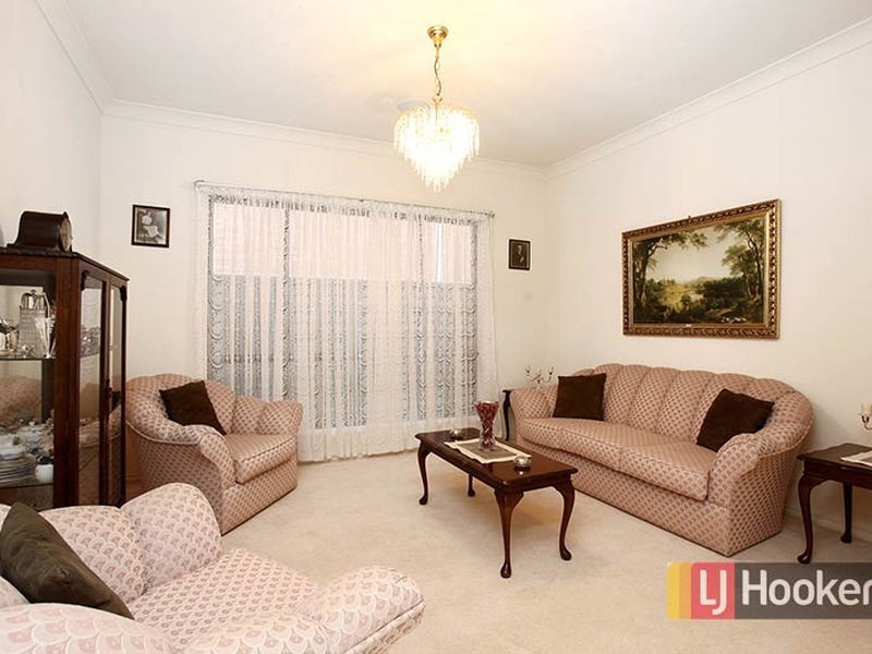 182 Sanctuary Dr, Mawson Lakes SA 5095