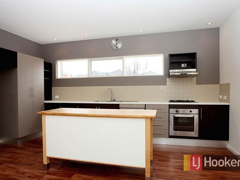 5 Merino Lane, Mawson Lakes SA 5095