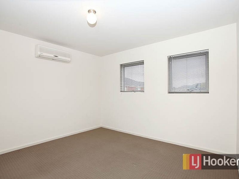 5 Merino Lane, Mawson Lakes SA 5095