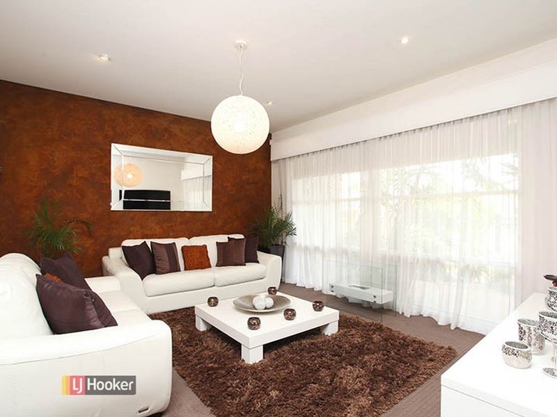 22 Yarle St, Mawson Lakes SA 5095