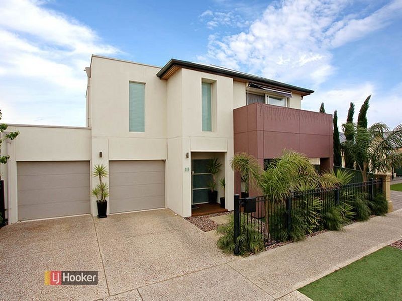 22 Yarle St, Mawson Lakes SA 5095