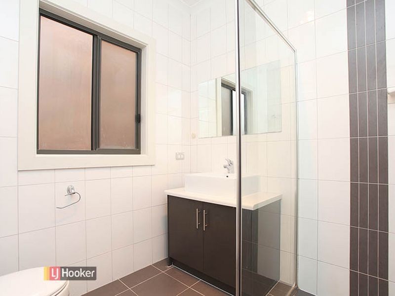 10 Borduy Pl, Mawson Lakes SA 5095