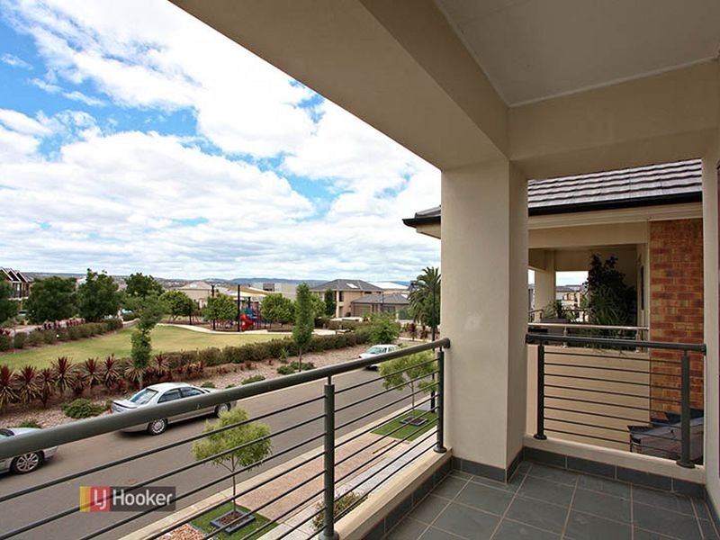 10 Borduy Pl, Mawson Lakes SA 5095