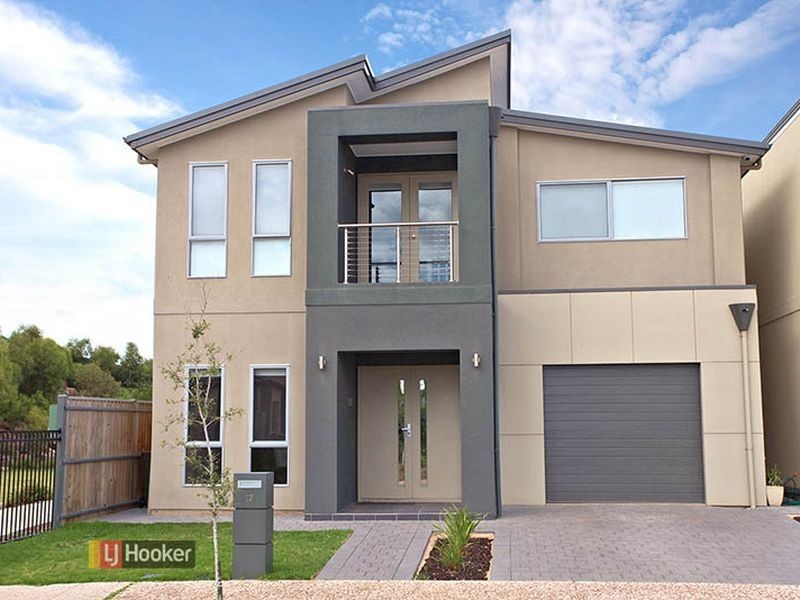 17 Macmillan Ave, Mawson Lakes SA 5095