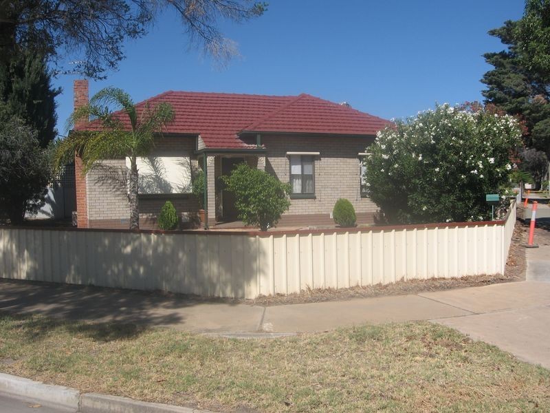 18 Kenmare St, Taperoo SA 5017