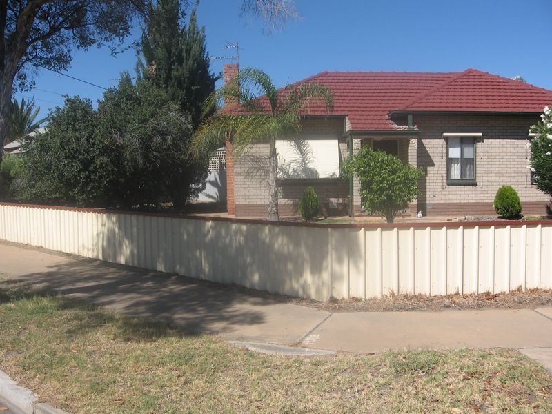 18 Kenmare St, Taperoo SA 5017