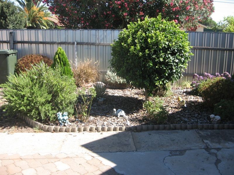 18 Kenmare St, Taperoo SA 5017