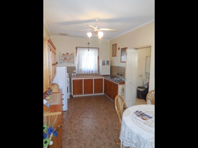 18 Kenmare St, Taperoo SA 5017