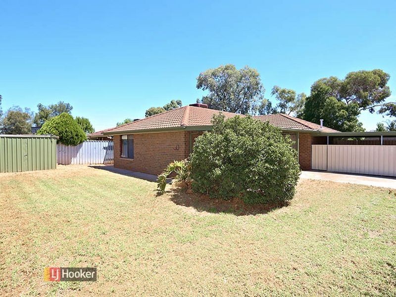12 Buckland St, Parafield Gardens SA 5107