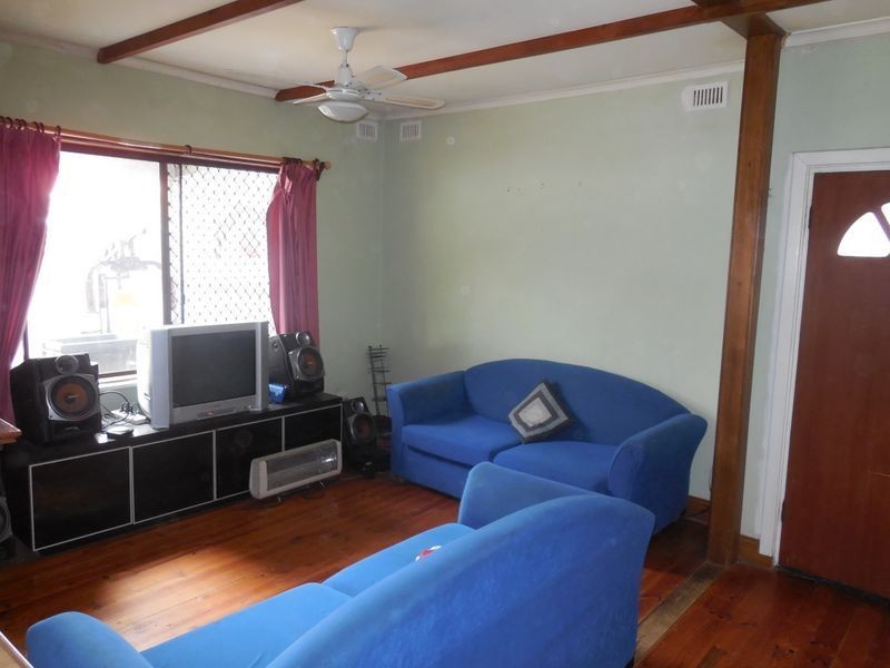 27 Fairfield Rd, Elizabeth Grove SA 5112