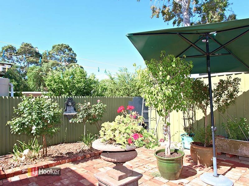 9 Curbur Ave, Pooraka SA 5095