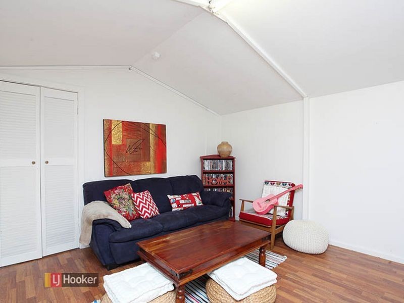 9 Curbur Ave, Pooraka SA 5095