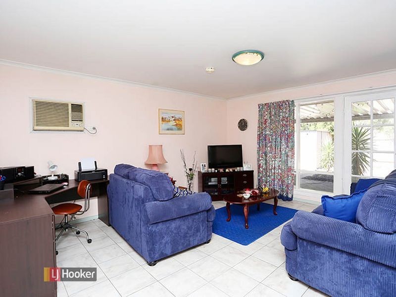 13 Raffen Ct, Pooraka SA 5095